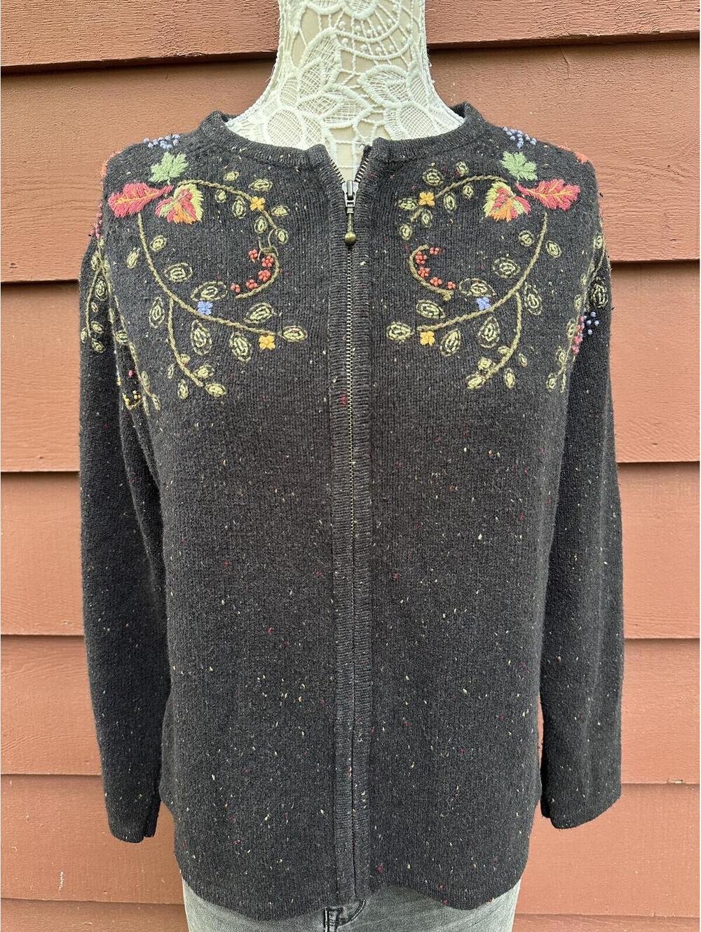Croft & Barrow Fairycore Y2K Embroidered Zip Cardigan Black Floral Vine Sweater